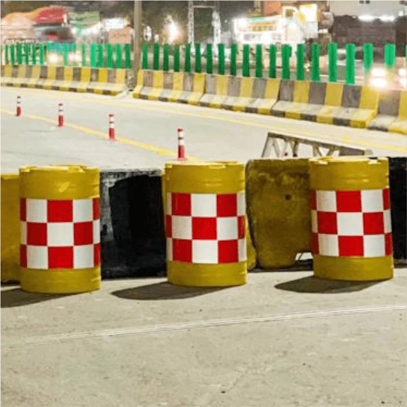 crash cushion barrier: road safety barrier